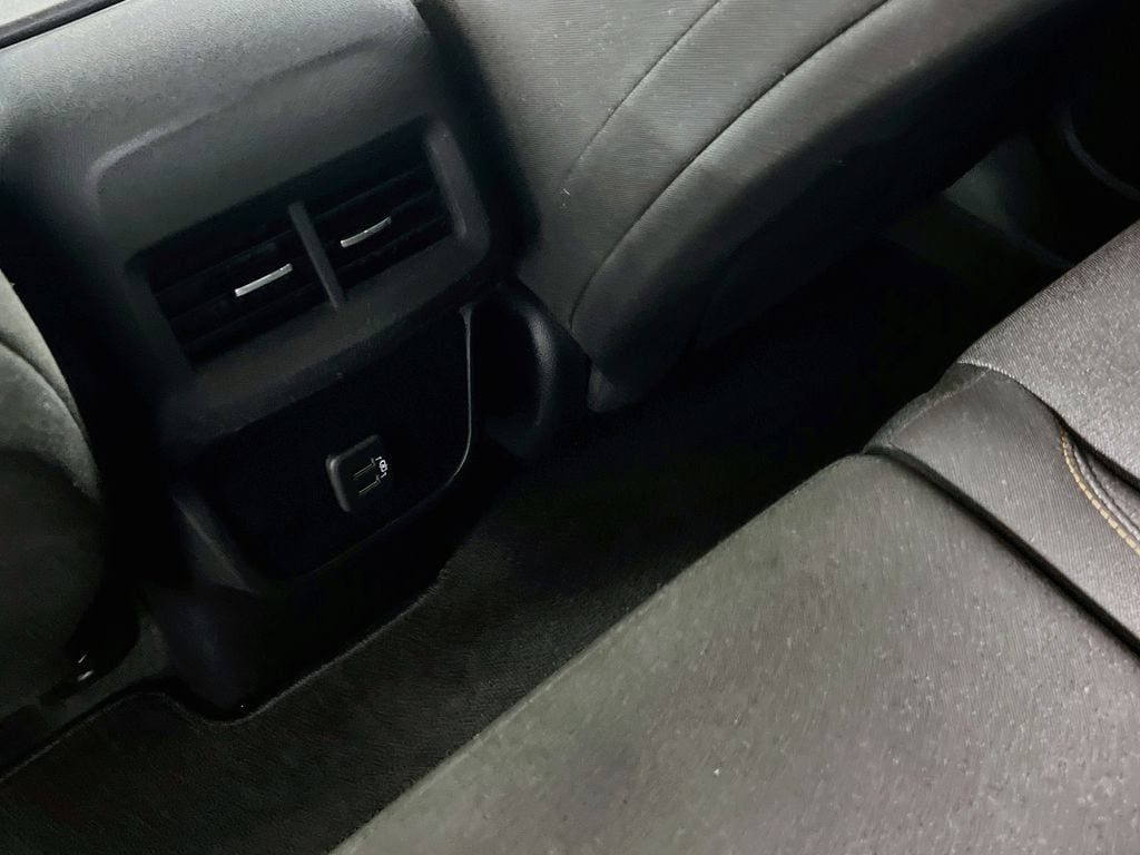 2019 Chevrolet Equinox LT - Photo 24