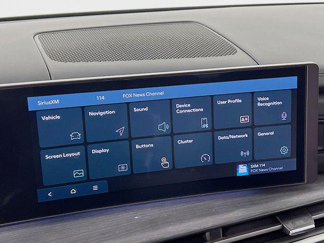 2026 Hyundai Santa Fe Limited - Photo 12