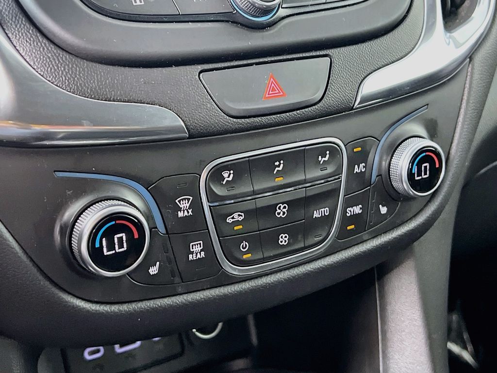 2019 Chevrolet Equinox LT - Photo 15