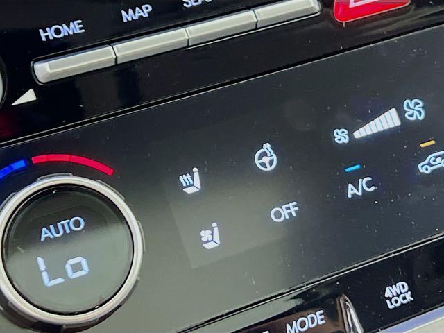 2026 Hyundai Santa Fe Limited - Photo 17
