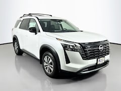 2026 Nissan Pathfinder SL SUV