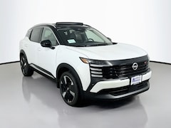 2026 Nissan Kicks SR SUV