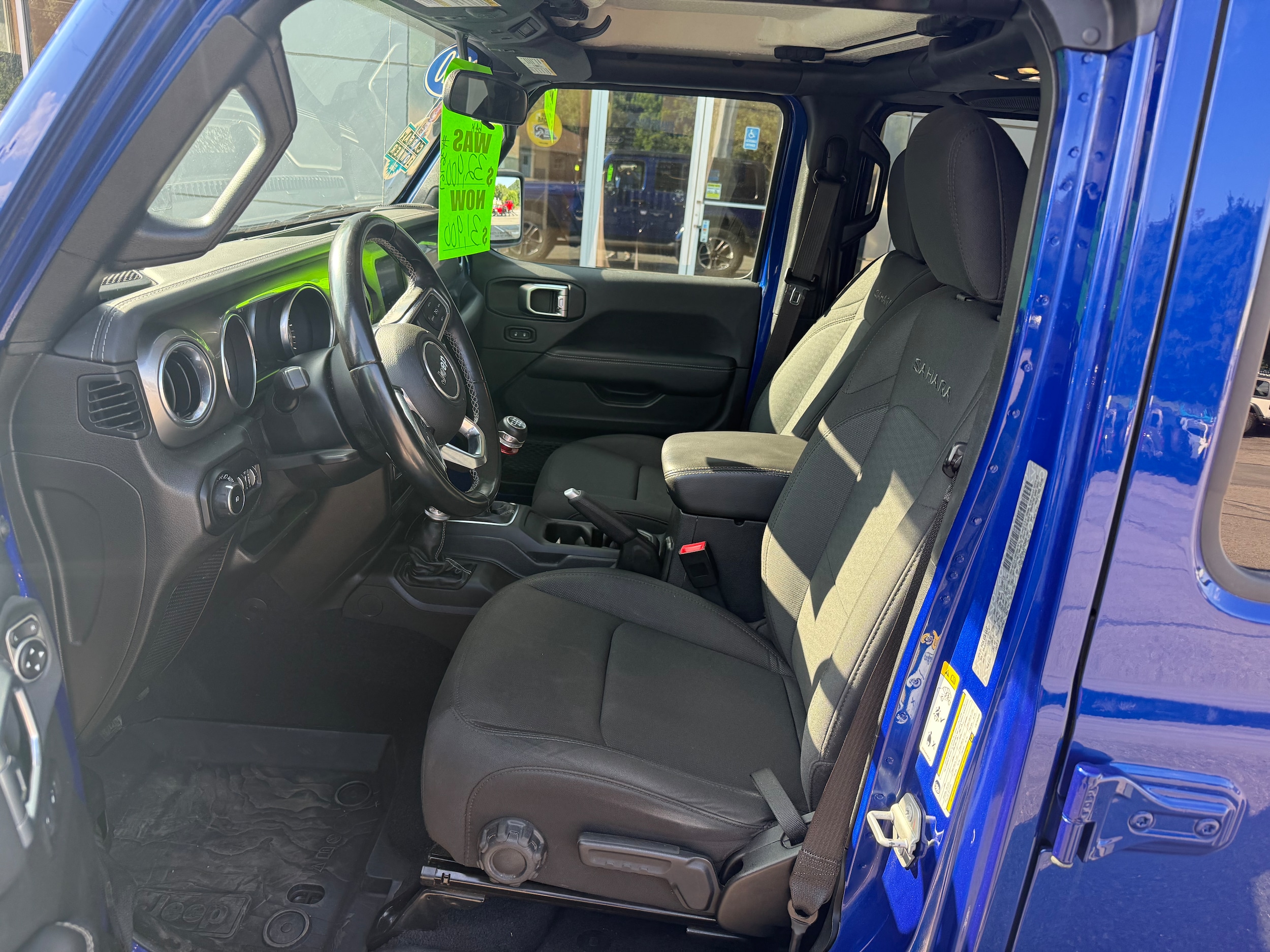2020 Jeep Wrangler Unlimited Sahara - Photo 13