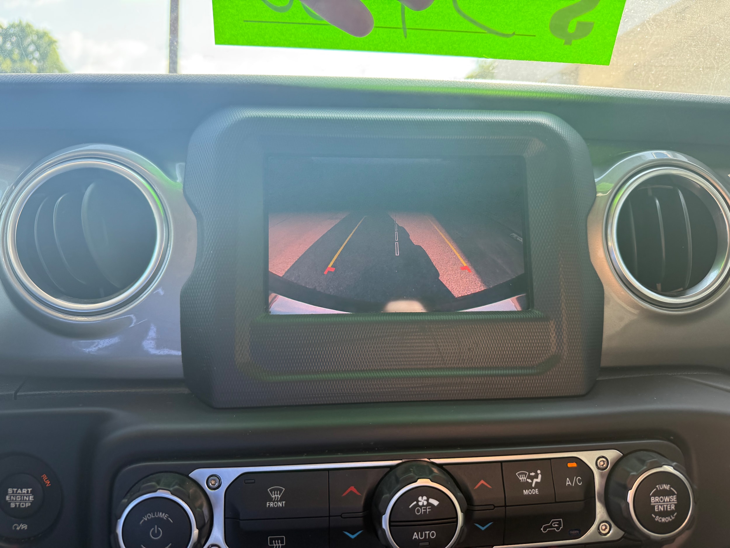 2020 Jeep Wrangler Unlimited Sahara - Photo 18