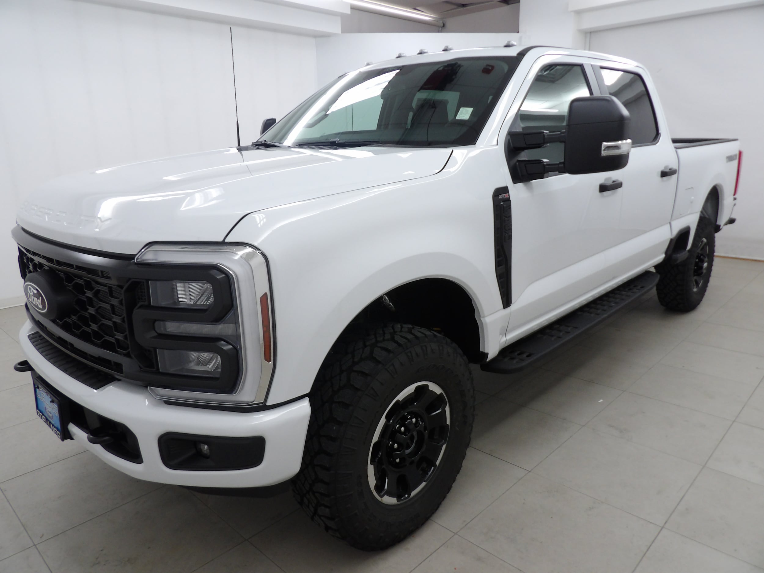 2027 Ford F-250 Truck Crew Cab 