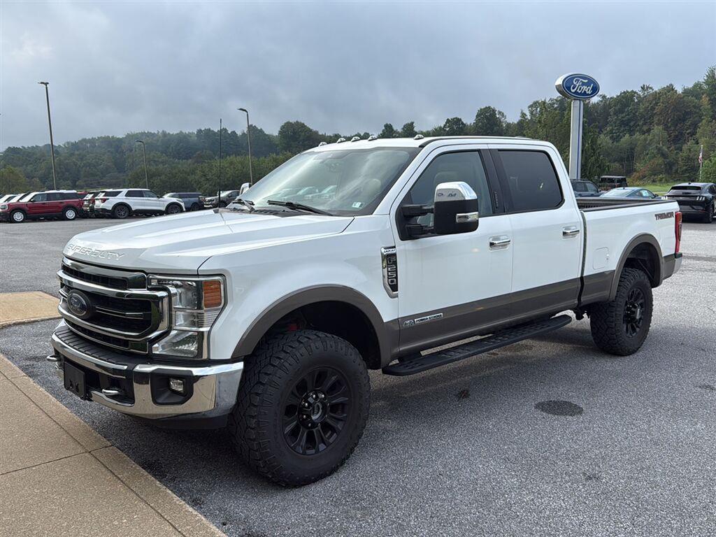 2022 Ford F-250 Truck Crew Cab V-8 cyl