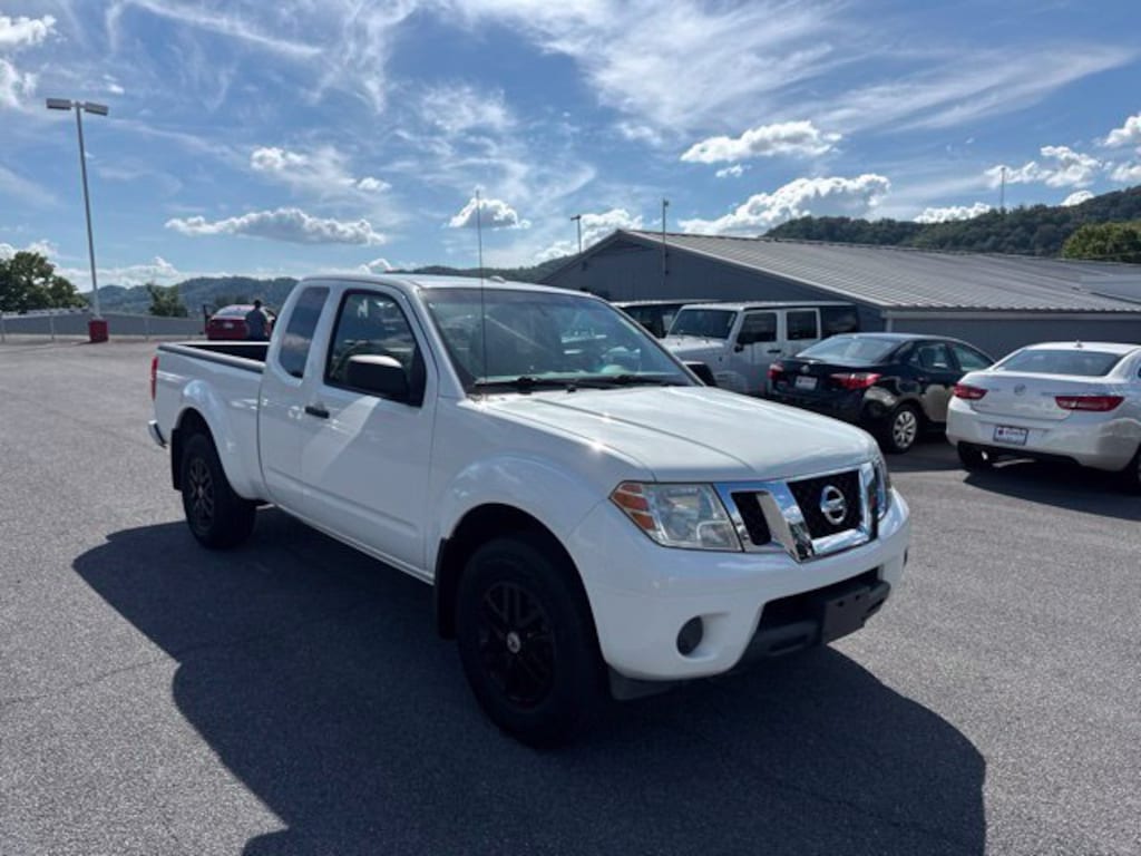 Used 2015 Nissan Frontier SV Truck