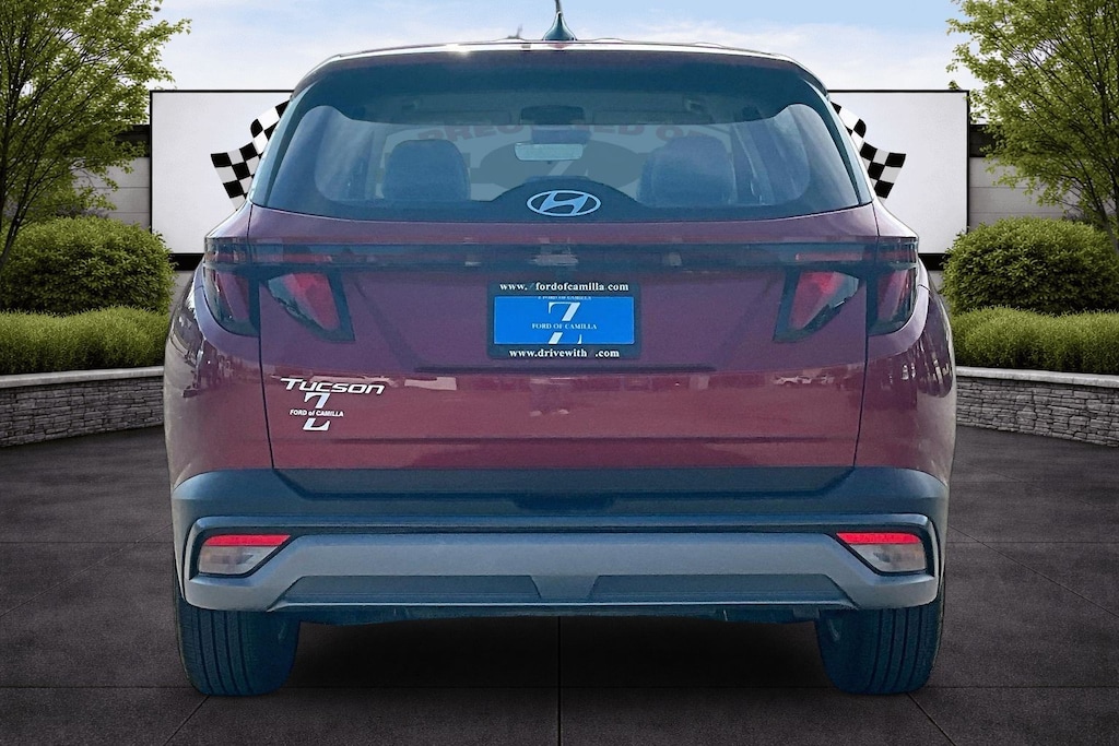 Used 2025 Hyundai Tucson SE SUV